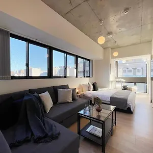 Bhotel Nekoyard - Cozy Near Peace Park & Center Japon